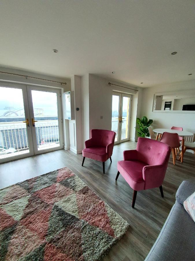 In The Heart Of Portrush - Beautiful Views 아파트 외부 사진